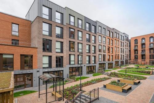Bristol Apartment | For Students Only Zinc Quarter in Bristol