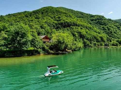 Jajce House | Forest Dream Lake House
