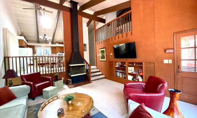 Groveland Ski Chalet | Forest Escape by Yosemite and Pine Mountain Lake