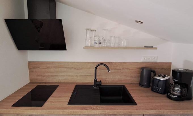 Bischofswiesen Apartment | Forest & Meadow apartment, 25 m², 1-2 pers., double room, shower/WC, bathroom