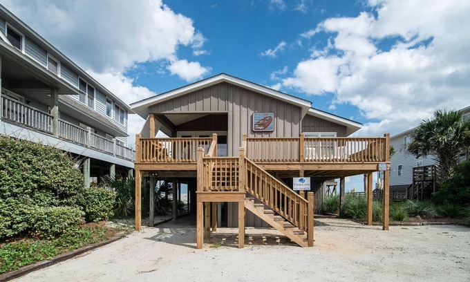 Pawleys Island House | Four bedroom Ocean Front home with Elevator on Pawley's Island Beach