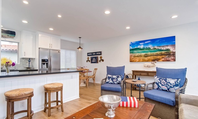 San Clemente House | Four coastal condos, steps to beach & 300' from Casa Romantica