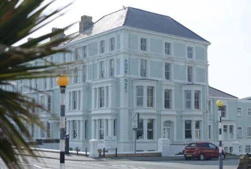 Llandudno Hotel | Four Oaks Hotel