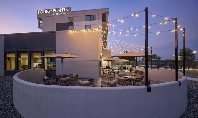 Englewood Hotel | Four Points by Sheraton Englewood