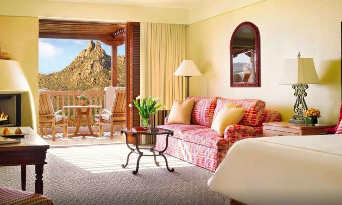 Troon North Villa | Four Seasons Resort Troon Scottsdale: March 11 - 25, 2018