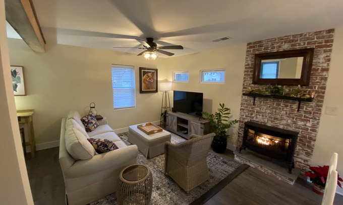 Bridgeton Townshp Cottage | Fox Ridge Cottage! Pets welcome!