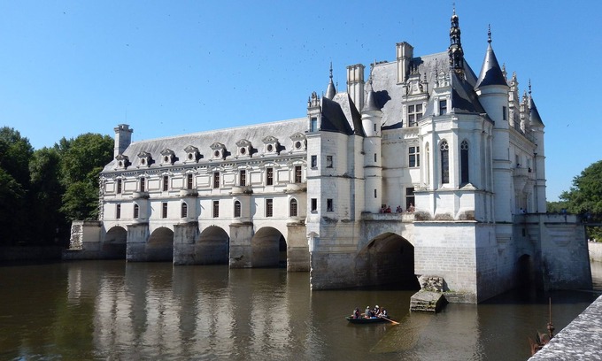 La Chapelle-Blanche-Saint-Martin Villa | Beautiful villa in central France