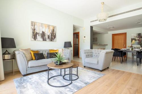 The Greens Apartment | Frank Porter - Al Dhafrah 2