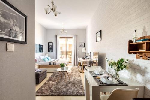 Dubai Sports City Apartment | Frank Porter - Elite Sports Residence