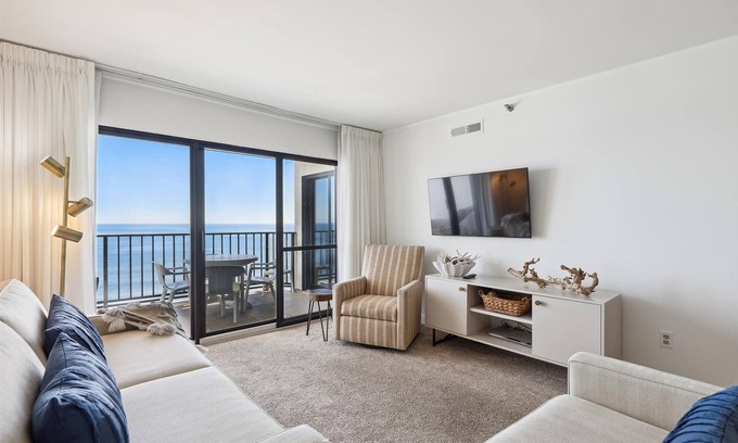 North Ocean City Condo | FREE DAILY ACTIVITIES! LINENS INCLUDED*! The PLAZA. Direct Oceanfront 2BR/2BA condo with semi-private den that can be closed off.
