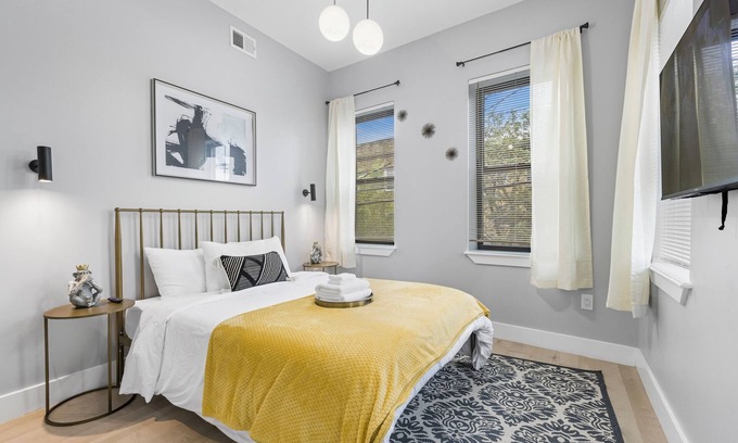 Ironbound District Apartment | Free Parking 30% OFF-2br w/King bd, Near NYC, EWR and NJ Penn