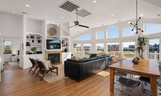 Whalehead Beach House | FREE Pool Heat, Ocean Views & 4-Min Walk to the Beach