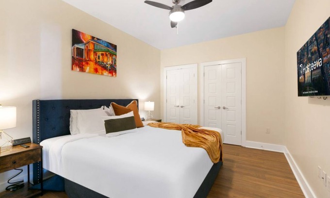 Central Business District Hotel | French Quarter Oasis: Spacious 4-Bedroom Condo