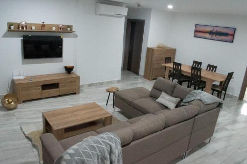 Cocody Apartment | Friedahome