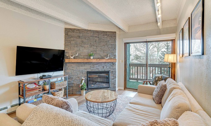 Frisco Condo | Frisco Condo w/Pool Access: Walk to Main Street!