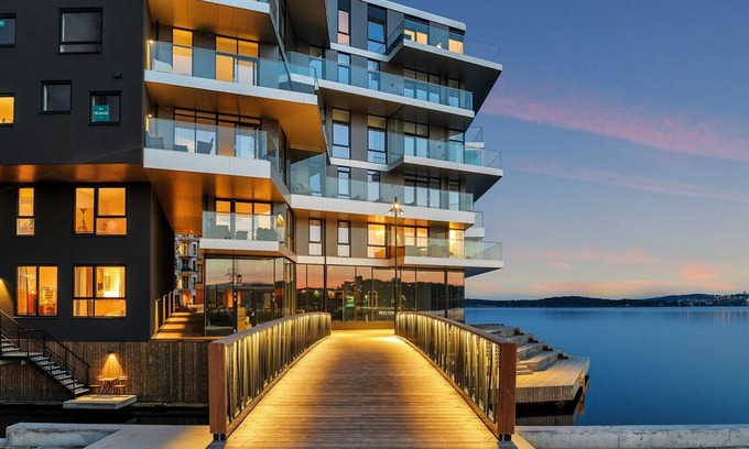 Kristiansand Resort | Front apartment with sea view