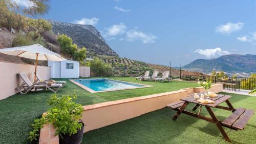El Gastor House | Fuente Barrera El Gastor by Ruralidays