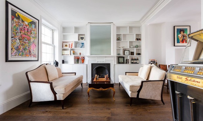 Royal Borough of Kensington and Chelsea Apartment | Fulham Road X by onefinestay