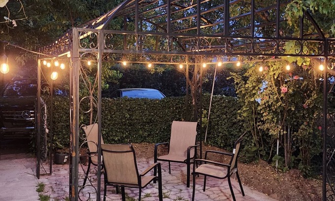 Allentown House | Full House with Backyard