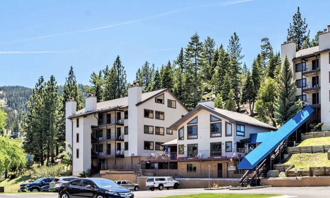 Tahoe Village Condo | Fully furnished 3bdr/2bth washer-dryer/available week of July 4th.