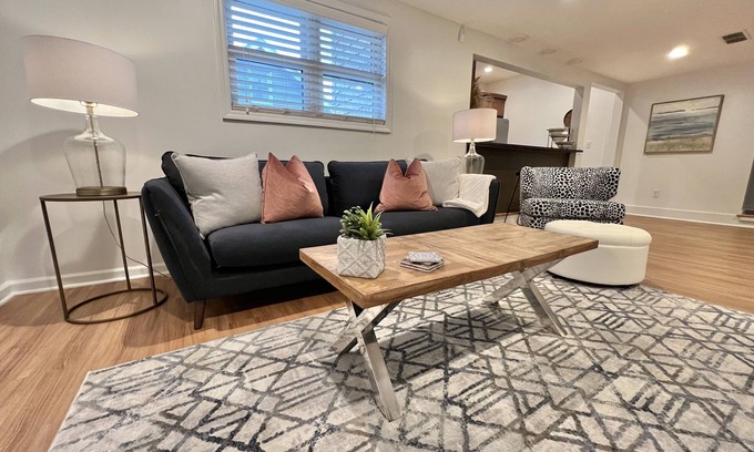 Rochester Apartment | Fully Furnished Apartment 2 Bedroom-Special rates for 30-night stays or more