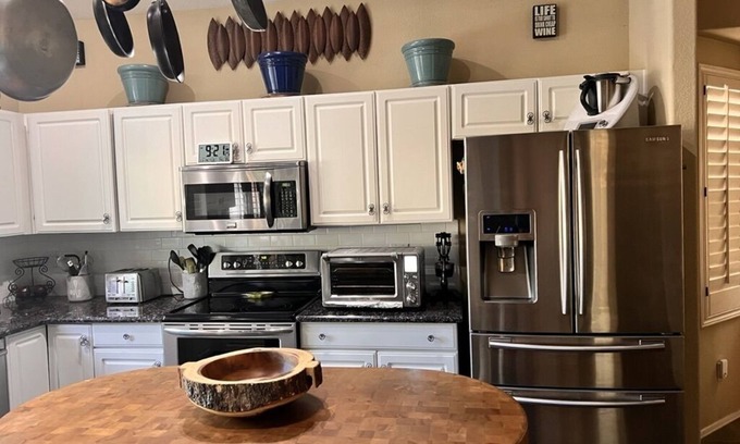 Mesa House | Fully Furnished Executive House