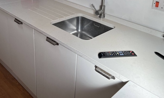 Luton House | Fully refurbished 1 bed garden flat