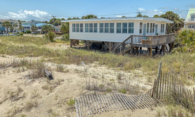 Edisto Island House | Fully renovated BEACHFRONT home - with sprawling views of the Atlantic Ocean!