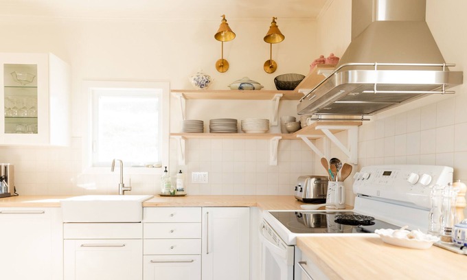 L'Ile-du-Havre-Aubert House | Fully renovated house with ocean and sunset views