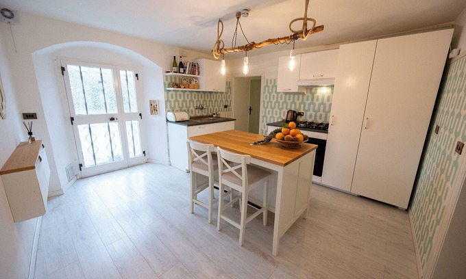 Le Piazze Apartment | Fulvia House, Rural Tuscany - CIN: IT051012C2QNJXHNQX