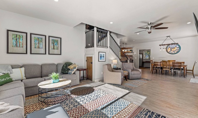 McCall House | Fun Amok - Warren Wagon Rd - WiFi - Large driveway - 4 Bedrooms with Loft