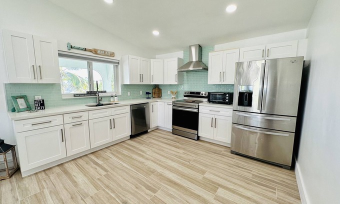 Twin Lakes House | Fun In The Sun At Casanova Key