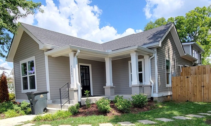 Salemtown House | Furn Germantown Short Term 31 day rental, 3BR 2BA all inclusive