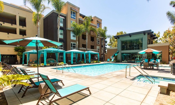Irvine Business Complex Apartment | Furnished 1 Bedroom Apartment | Diamond Jamboree | Pool | Parking | W/D | WiFi