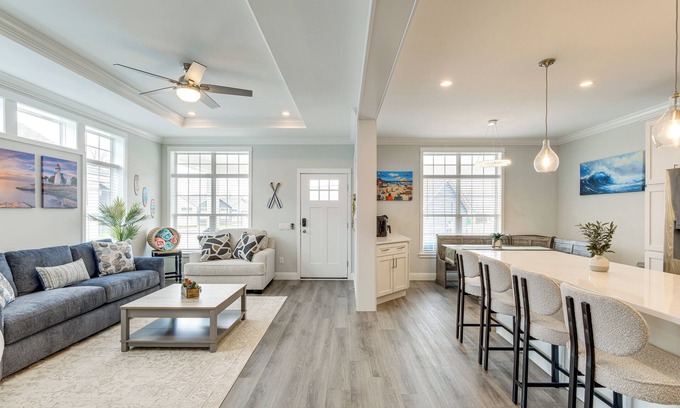 Marblehead House | Furnished Screened Porch: Baypoint Resort Home!