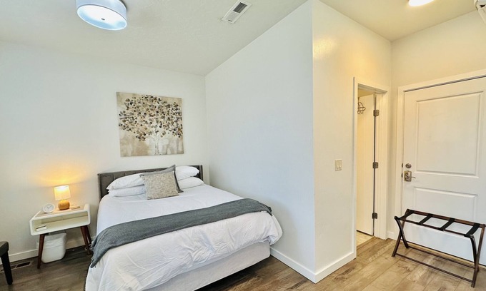 Boise Apartment | Furnished Studio near Greenbelt at Boise Whitewater Park