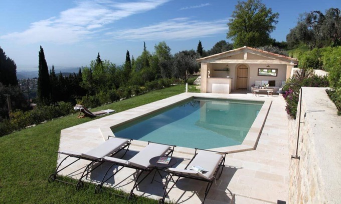 Vence Apartment | Furnished tourist accommodation *, fully equipped, duplex, neat decoration.