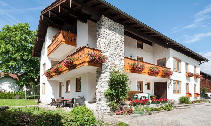 Waging am See Apartment | Gäste- und Appartementhaus Stachl