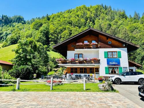 Winkel Hotel | Gästehaus Bühler