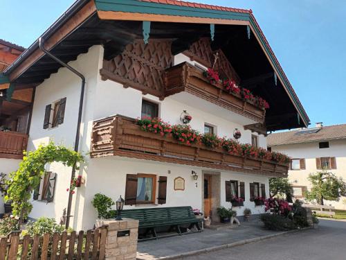 Rottau House | Gästehaus Frankl
