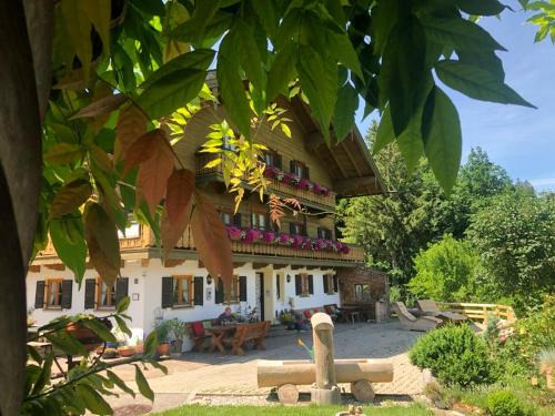 Siegsdorf House | Gästehaus Herbstbauernhof