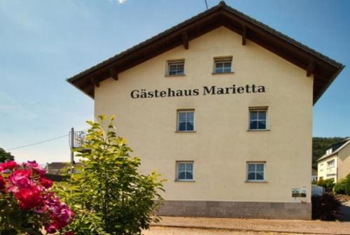 Osann-Monzel House | Gästehaus Marietta