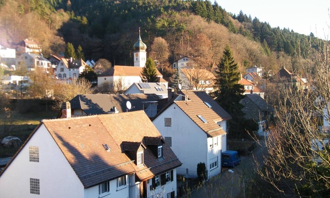 Ebnet House | Gästehaus Ruh