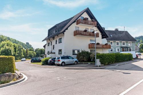 Lenzkirch House | Gästehaus Schwörer