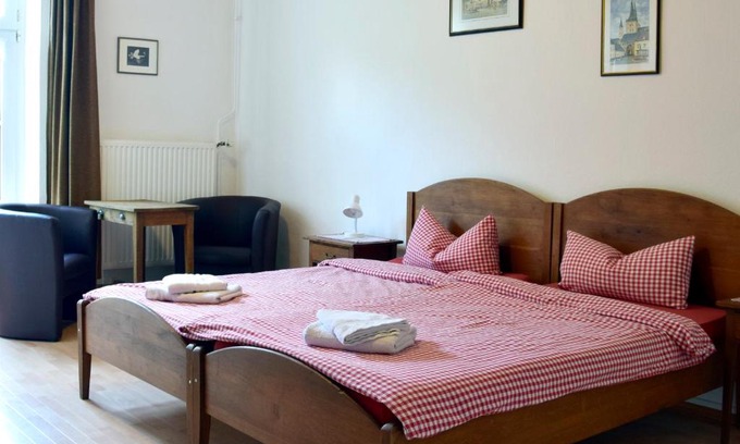 Xanten House | Gästezimmer „Hühnerwiese“