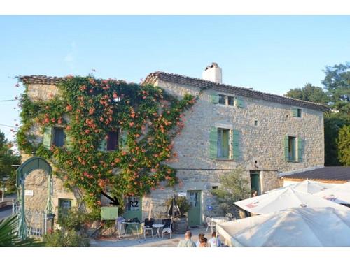 Grospierres Apartment | Gîte #4, 4 Pers, Domaine De Ribiere