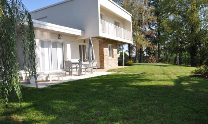 Cuisery House | Gîte des Ecureuils - CUISERY
