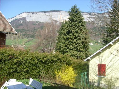Saint-Martin-en-Vercors House | Gîte meublé Les Centaurées