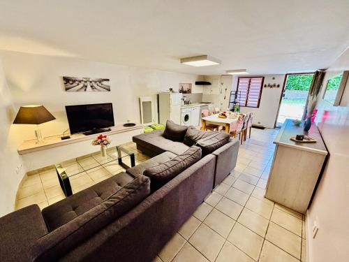 Le Breuil Apartment | Gîtes Montvaltin - Duplex 65 m2, 2 chambres