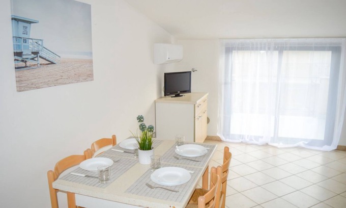 Foggetta Apartment | G.Bay C22 - Second floor apartment with balcony overlooking the sea and the poo